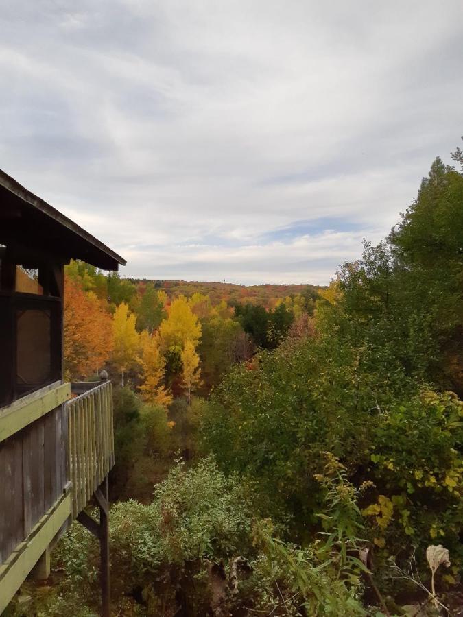 Auberge Ma Maison Sainte-Melanie Luaran gambar