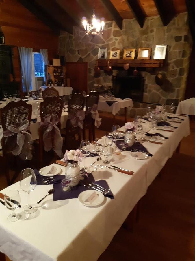 Auberge Ma Maison Sainte-Melanie Luaran gambar
